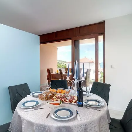 Beautiful With Private Pool * Трогир