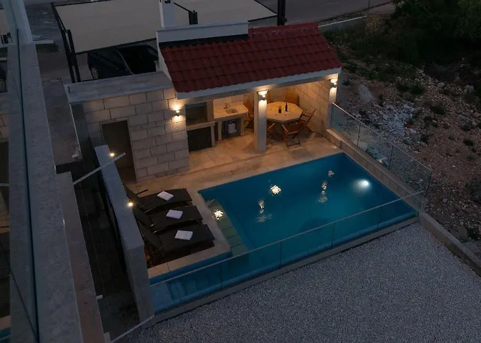 דירה Beautiful With Private Pool *
