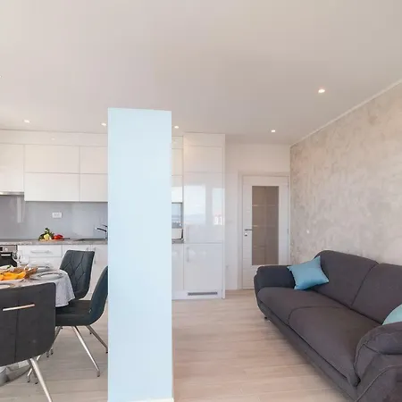 Appartement Beautiful With Private Pool *