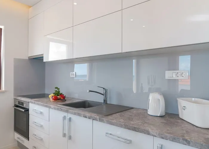 Beautiful With Private Pool Apartman *